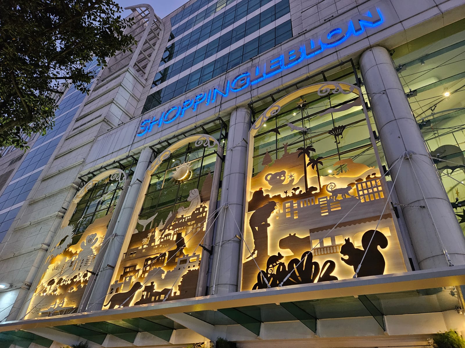 Estrutura Metálica Natalina Shopping Leblon